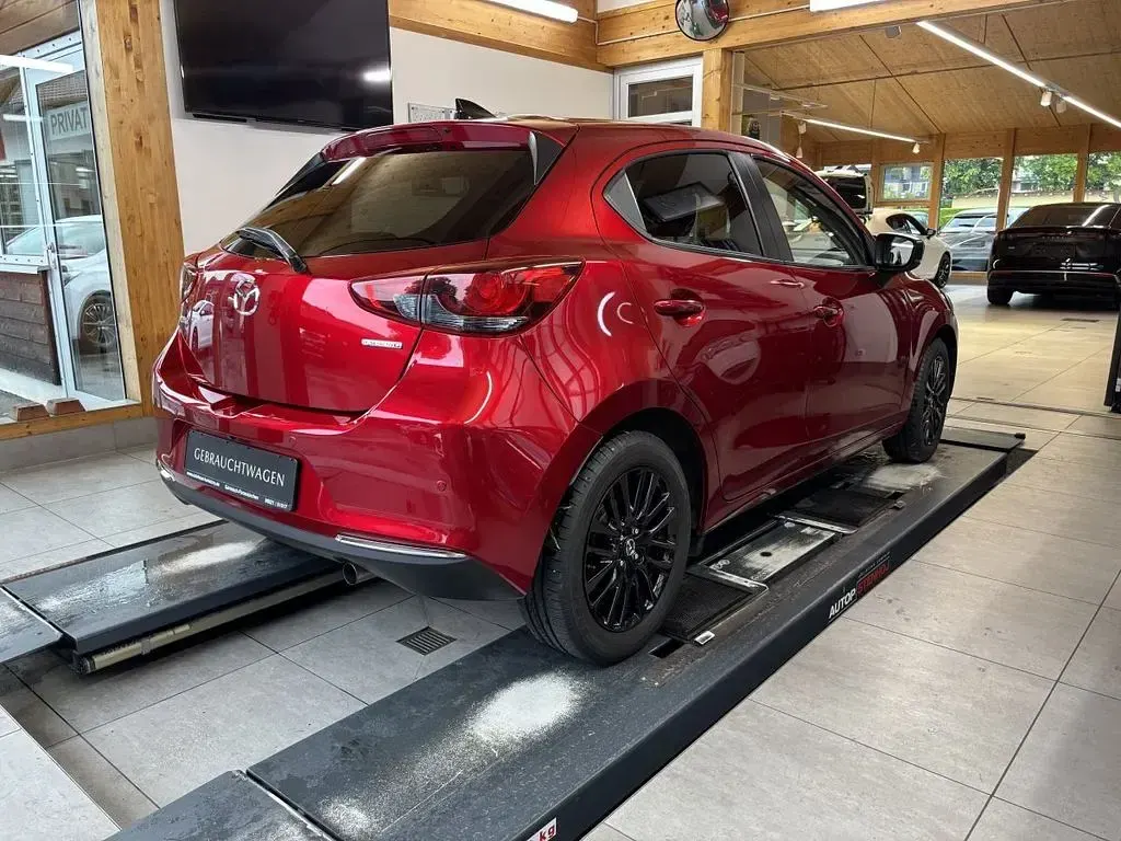 Gebraucht Mazda 2 Homura-Line 90 PS (66 kW) 2022 Soul red crystal m Kleinwagen