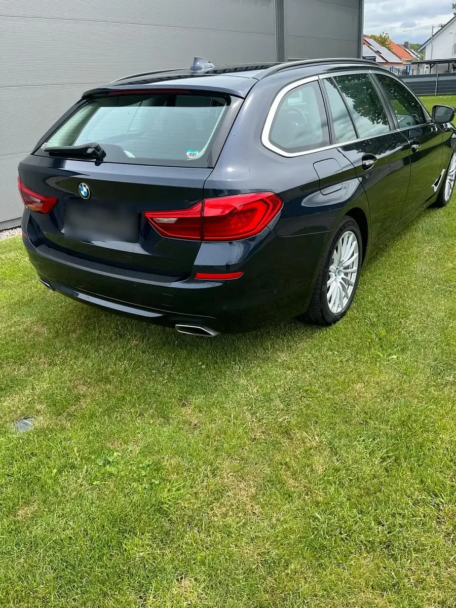 Gebraucht BMW 540 Sport Line 320 PS (235 kW) 2017 Kombi