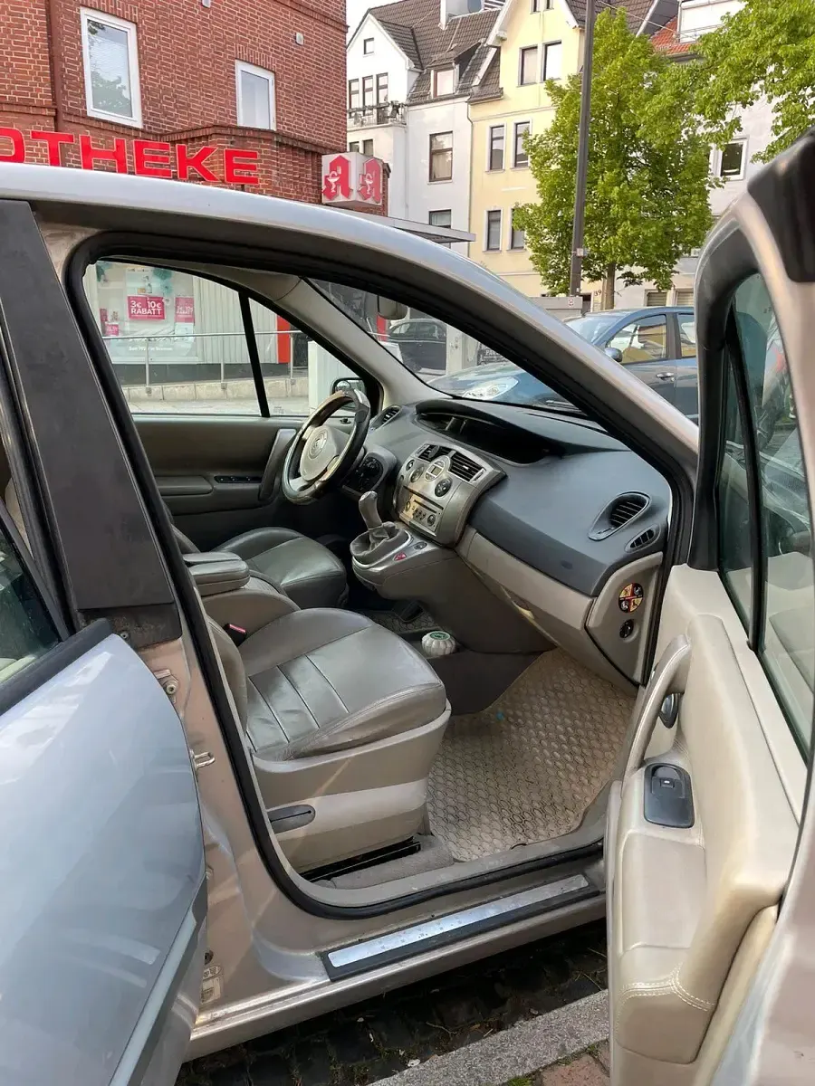 Gebraucht Renault Scénic 113 PS (83 kW) 2003 Grau Van / Kleinbus