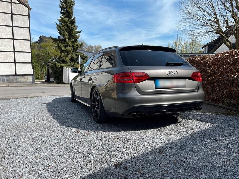 Gebraucht Audi S4 440 PS (323 kW) 2011 Grau Kombi