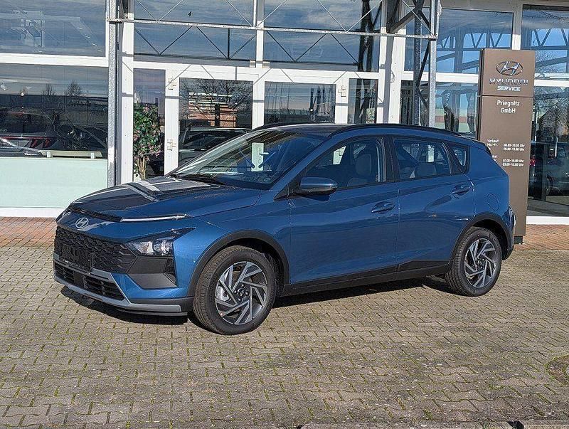 Neu Hyundai Bayon 99 PS (72 kW) 2025 Blau SUV
