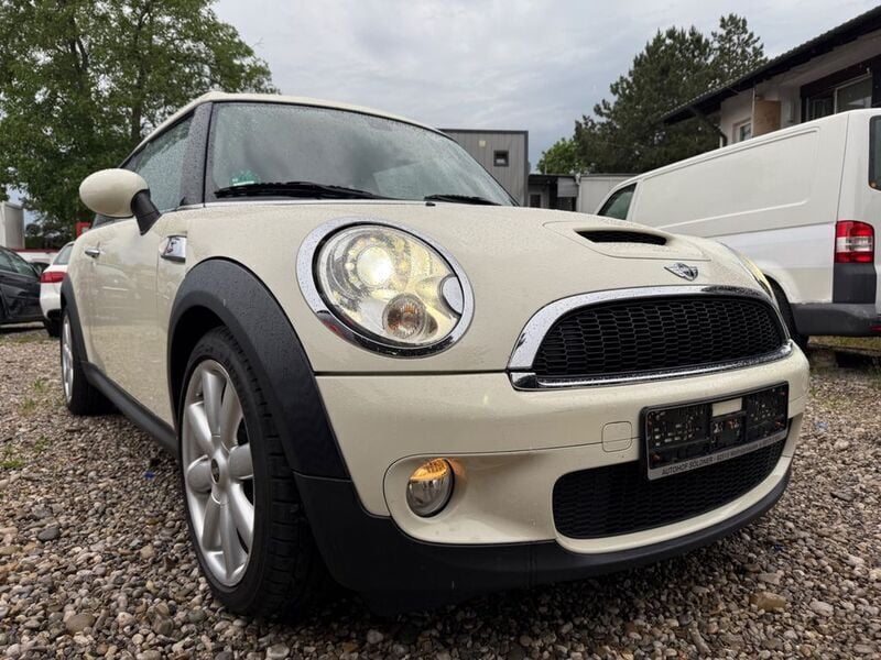 Weiß Gebraucht 2008 Mini Cooper S Clubman Kombi | 4.999 € (Superpreis) - Bild 1/4