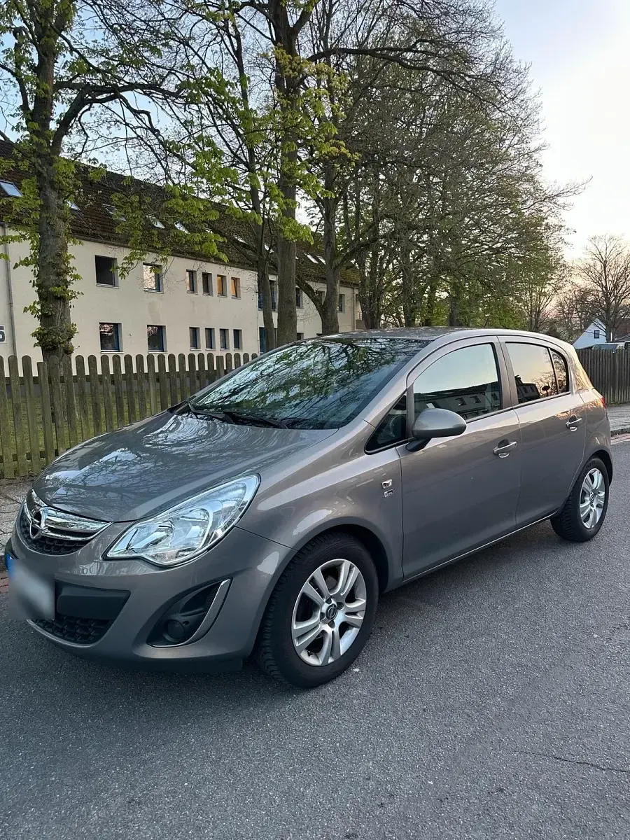 Brugt Opel Corsa 2012 Brun Hatchback