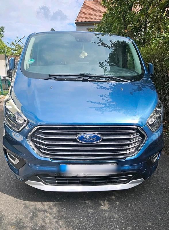 Blau Gebraucht 2021 Ford Tourneo Custom Van / Kleinbus | 39.990 € (Teuer) - Bild 1/4