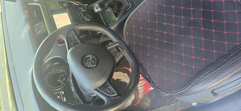 Gebraucht 2015 Skoda Octavia RS Kombi | 11.200 € (Fairer Preis) - Bild 1/4
