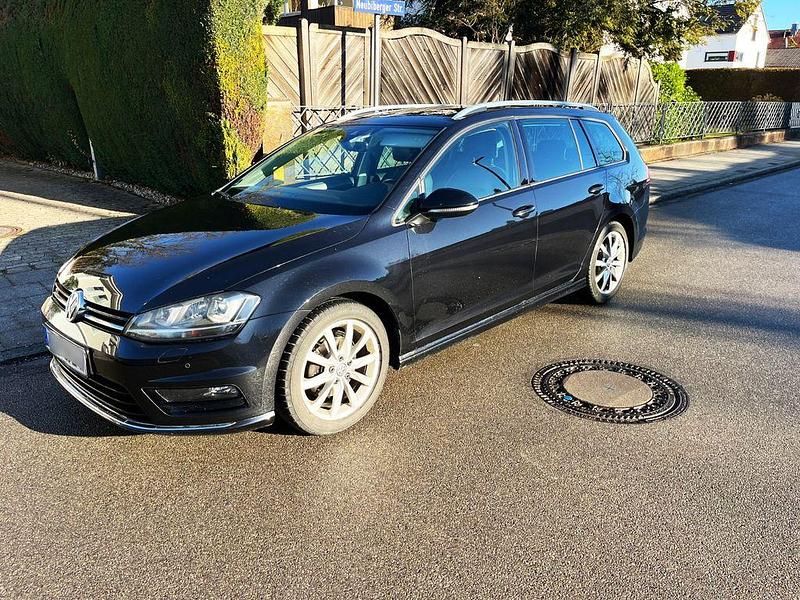 Schwarz Gebraucht 2016 VW Golf VII Comfortline Kombi | 14.900 € (Teuer) - Bild 1/4