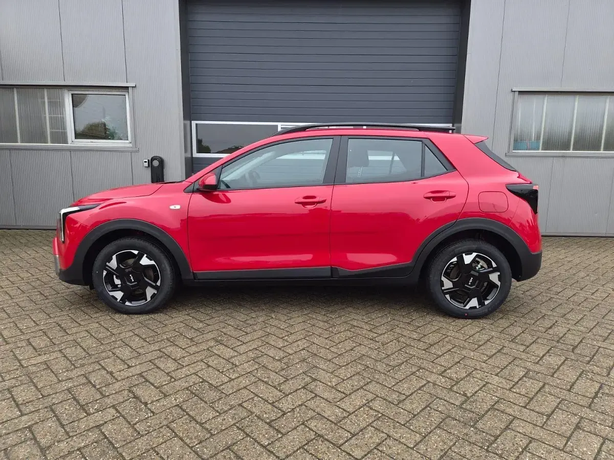 Neu Kia Stonic 116 PS (85 kW) 2026 Signalrot metallic SUV