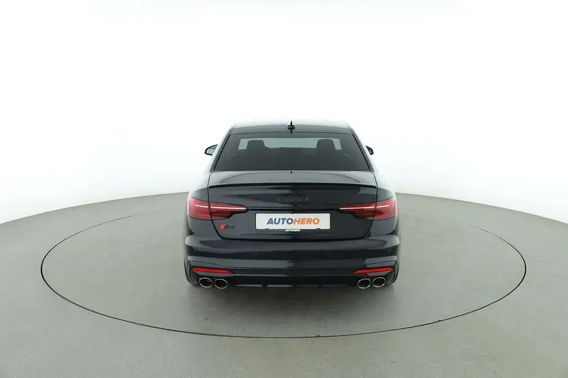Second-hand Audi S4 Business 2024 Negru Berlinǎ