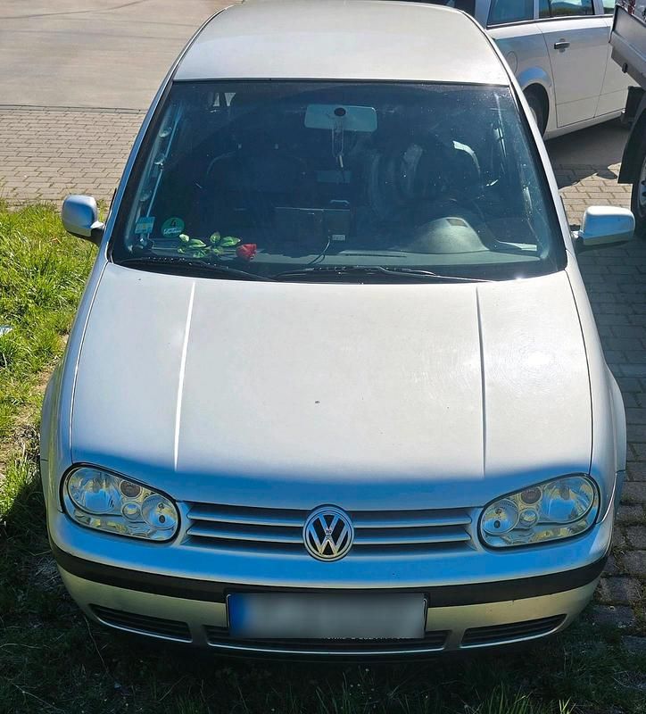 Gebraucht VW Golf IV 75 PS (55 kW) 2002 Grau Kleinwagen