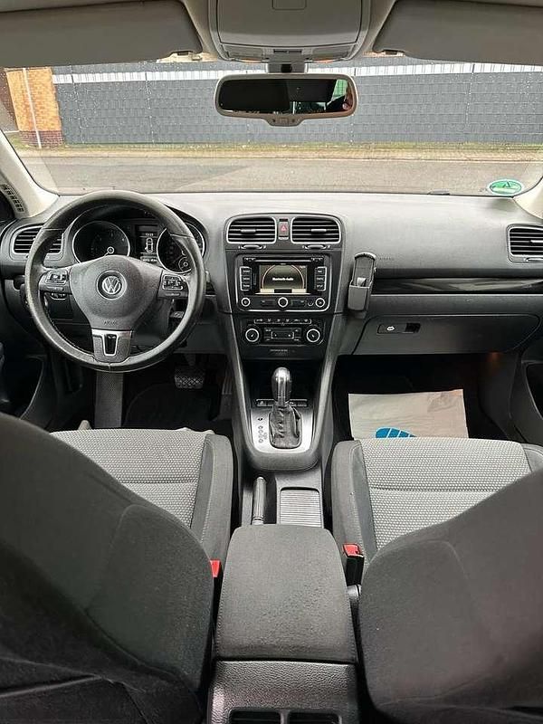 Schwarz Gebraucht 2011 VW Golf VI Style Kombi | 5.450 € (Fairer Preis) - Bild 1/4