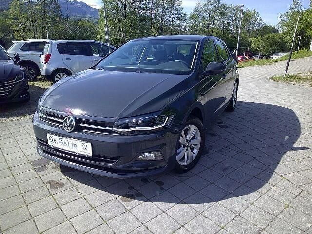 Gebraucht VW Polo Comfortline 116 PS (85 kW) 2019 Uranograu Kleinwagen