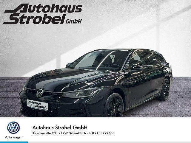 Schwarz Neu 2025 VW Passat R-line Kombi | 58.570 € - Bild 1/4