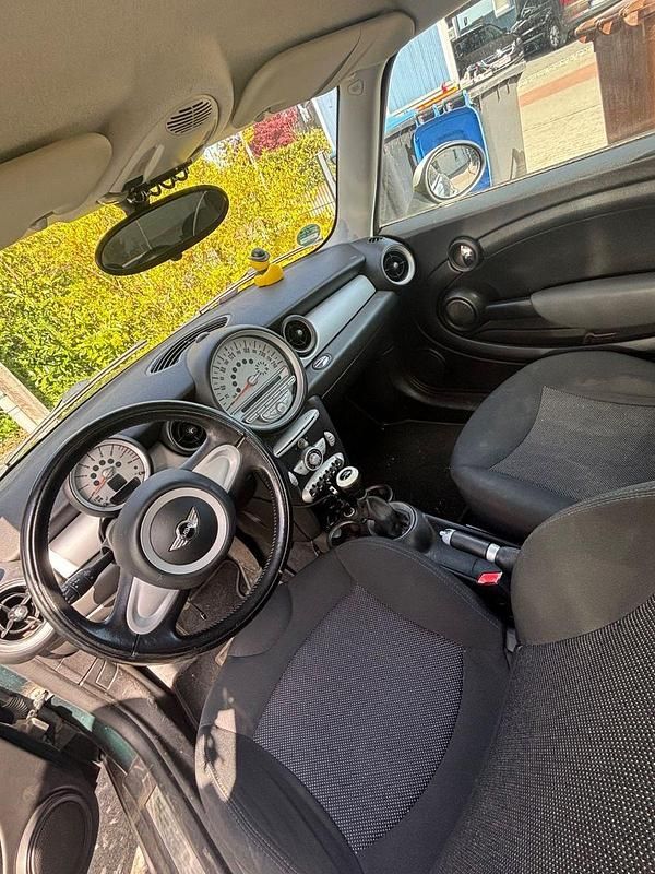 Usata Mini Cooper 120 CV (88 kW) 2007 Verde Utilitaria