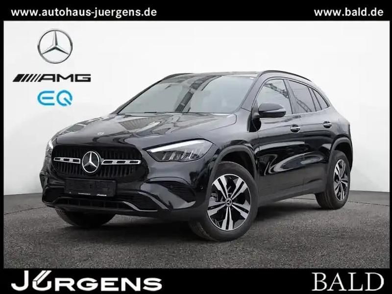 Gebraucht Mercedes GLA180 Progressive 136 PS (100 kW) 2025 Schwarz metalliclack kosmosschwarz SUV