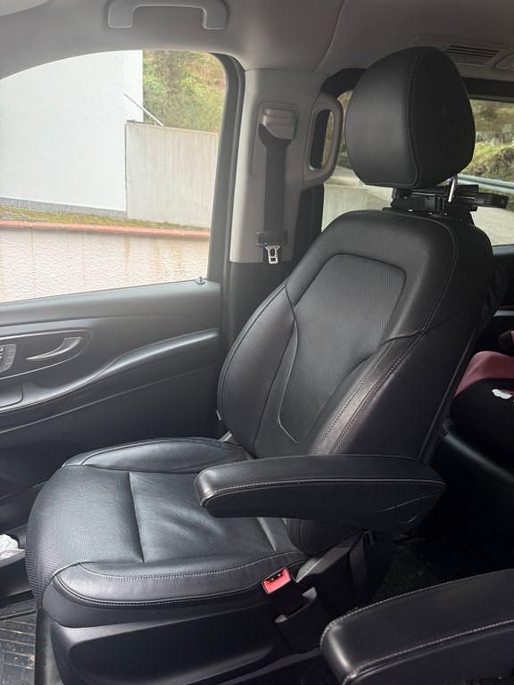 Gebraucht Mercedes V250 Avantgarde 190 PS (139 kW) 2015 Braun Van / Kleinbus