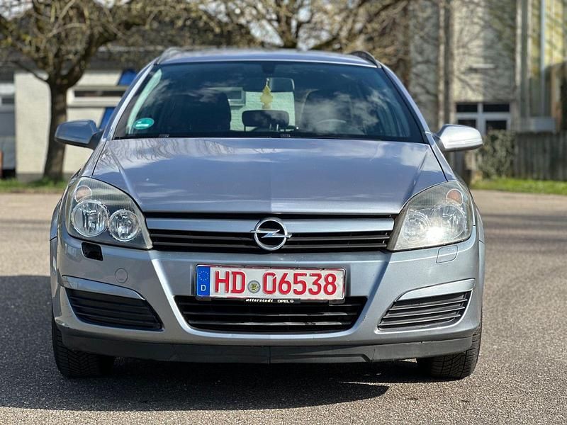Gebraucht Opel Astra Edition 90 PS (66 kW) 2005 Silber Kombi