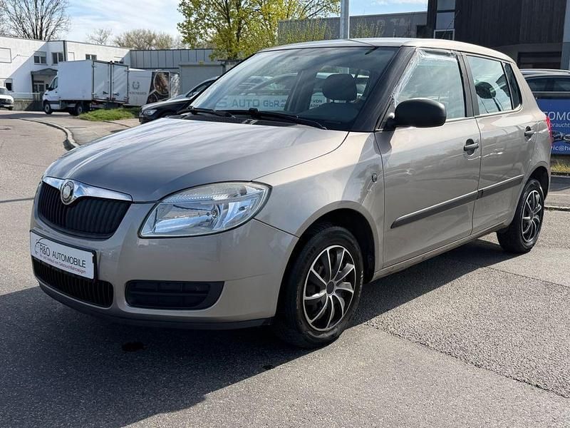 Gebraucht Skoda Fabia Classic 60 PS (44 kW) 2008 Beige Limousine