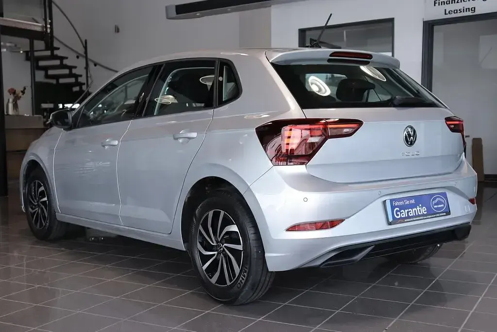 Gebraucht VW Polo Life 95 PS (69 kW) 2025 Silber Kleinwagen