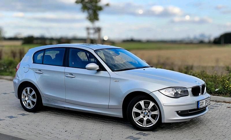 Silber Gebraucht 2008 BMW 116 Kleinwagen | 1.999 € - Bild 1/4