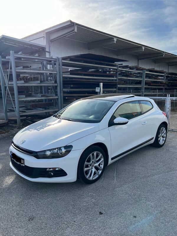 Weiß Gebraucht 2009 VW Scirocco Sportline Coupé | 7.500 € (Fairer Preis) - Bild 1/4