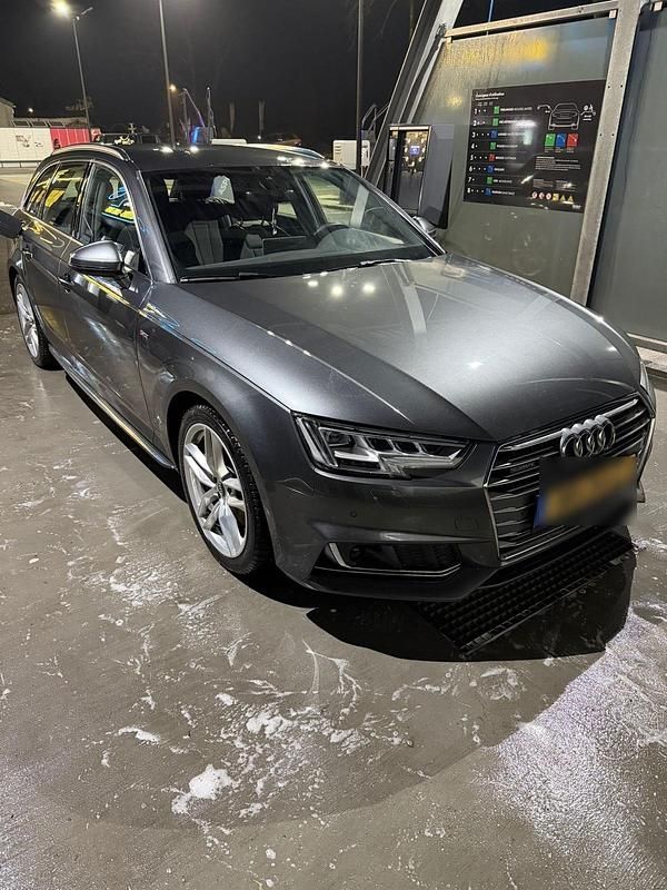 Gebraucht Audi A4 S-Line 272 PS (200 kW) 2016 Grau Kombi