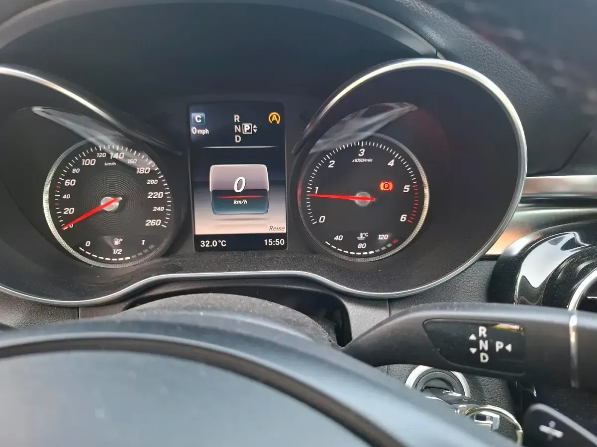 Gebraucht Mercedes C200 136 PS (100 kW) 2015 Schwarz Kombi