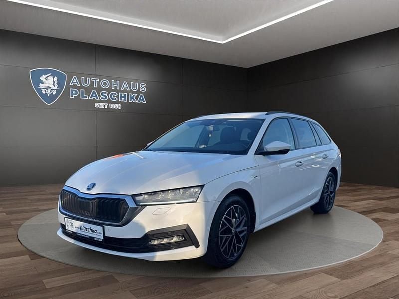 Gebraucht Skoda Octavia Clever 150 PS (110 kW) 2022 Kombi