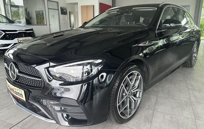 Gebraucht Mercedes E400 AMG line 330 PS (242 kW) 2020 Schwarz Kombi