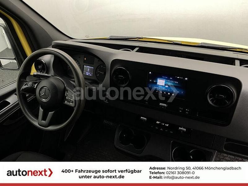 Gebraucht Mercedes Sprinter 170 PS (125 kW) 2022 Gelb Van