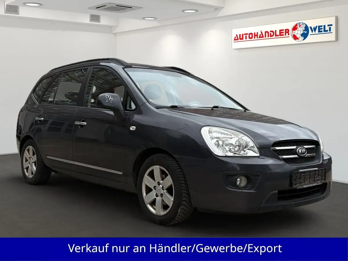 Gebraucht Kia Carens 144 PS (105 kW) 2008 Grau Van / Kleinbus