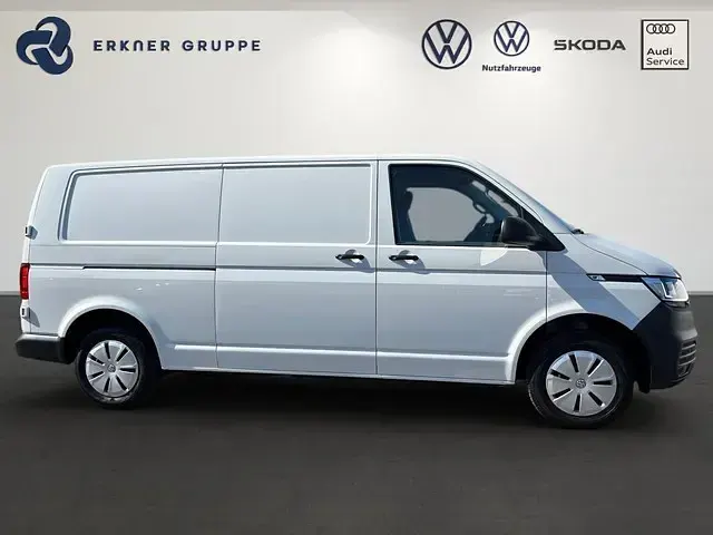Gebraucht VW Transporter 110 PS (80 kW) 2024 Candyweiß Van