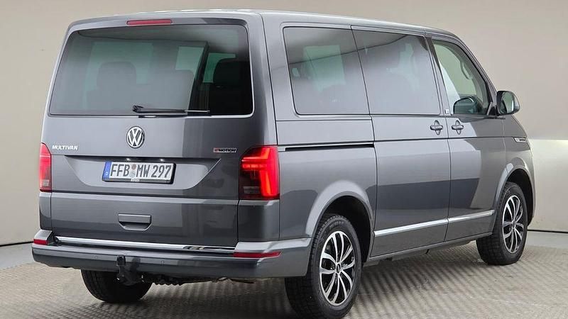 Gebraucht VW Multivan Generation Six 204 PS (150 kW) 2022 Grau Van