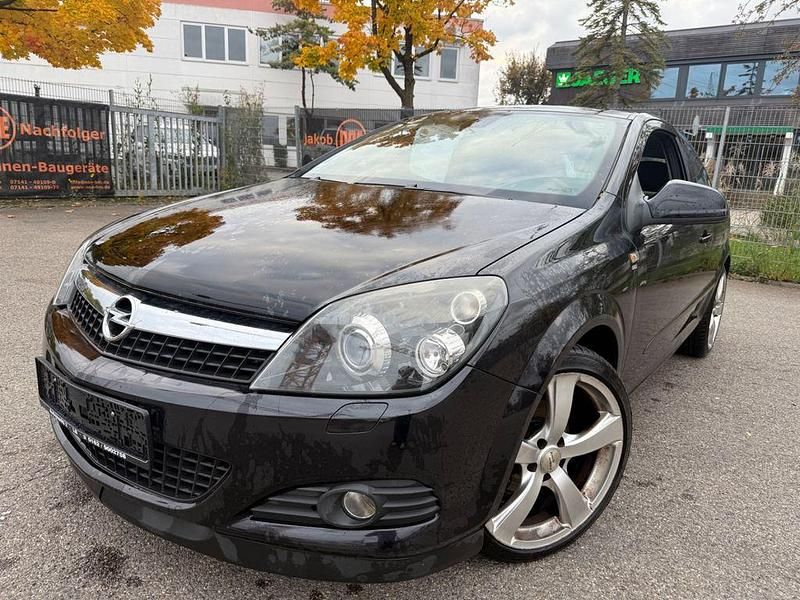 Schwarz Gebraucht 2009 Opel Astra GTC Coupé | 2.490 € (Fairer Preis) - Bild 1/4