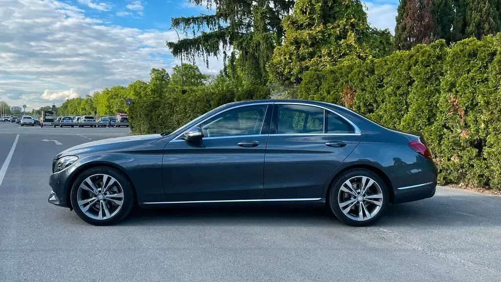Gebraucht Mercedes C200 Avantgarde 184 PS (135 kW) 2014 Grau Limousine