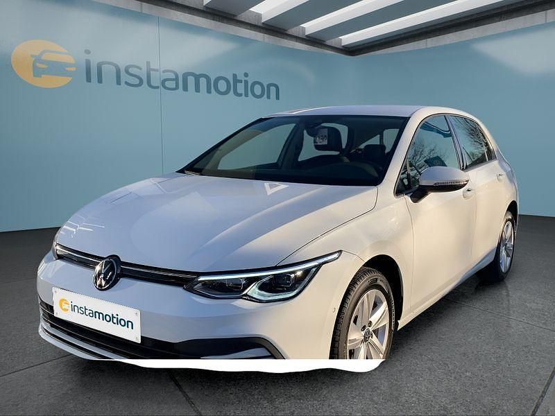 Gebraucht VW Golf VIII 131 PS (96 kW) 2022 Weiß Kleinwagen