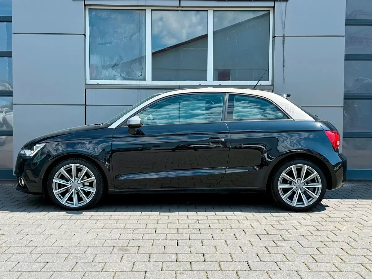 Gebraucht Audi A1 Ambition 122 PS (89 kW) 2011 Schwarz Kleinwagen