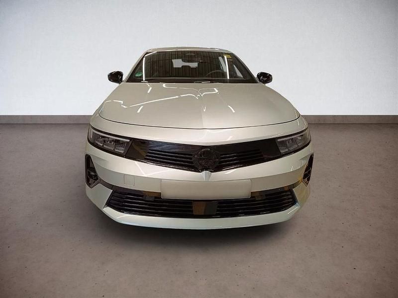 Gebraucht Opel Astra 131 PS (96 kW) 2024 Silber Kombi