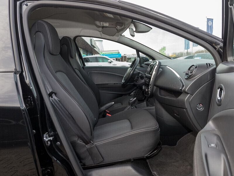 Gebraucht Renault Zoe Intens 42 kW (58 PS) 2017 Schwarz Kleinwagen