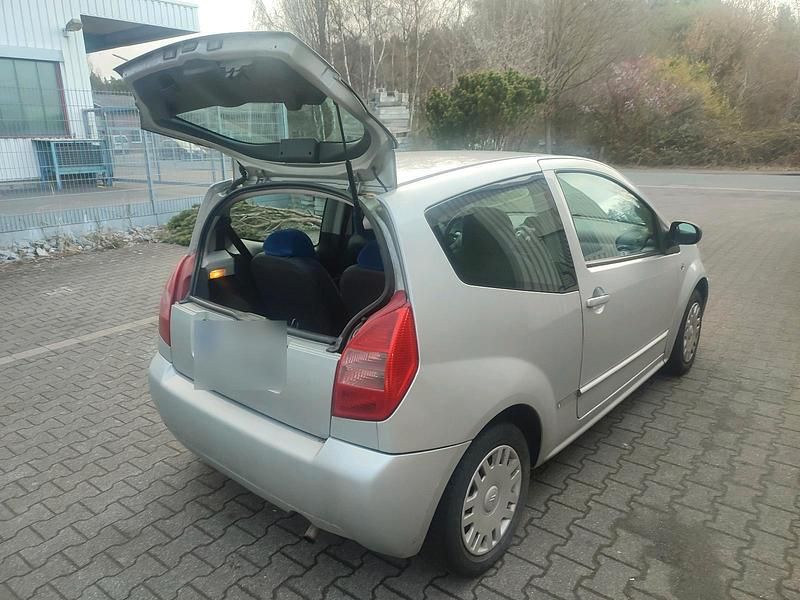 Gebraucht Citroën C2 60 PS (44 kW) 2004 Silber Kleinwagen