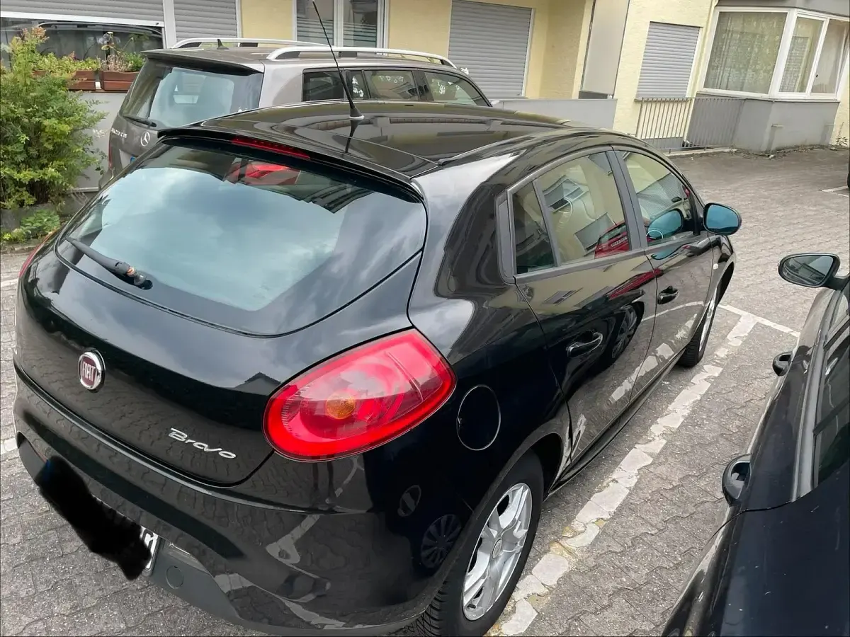 Gebraucht Fiat Bravo 120 PS (88 kW) 2009 Schwarz Kleinwagen