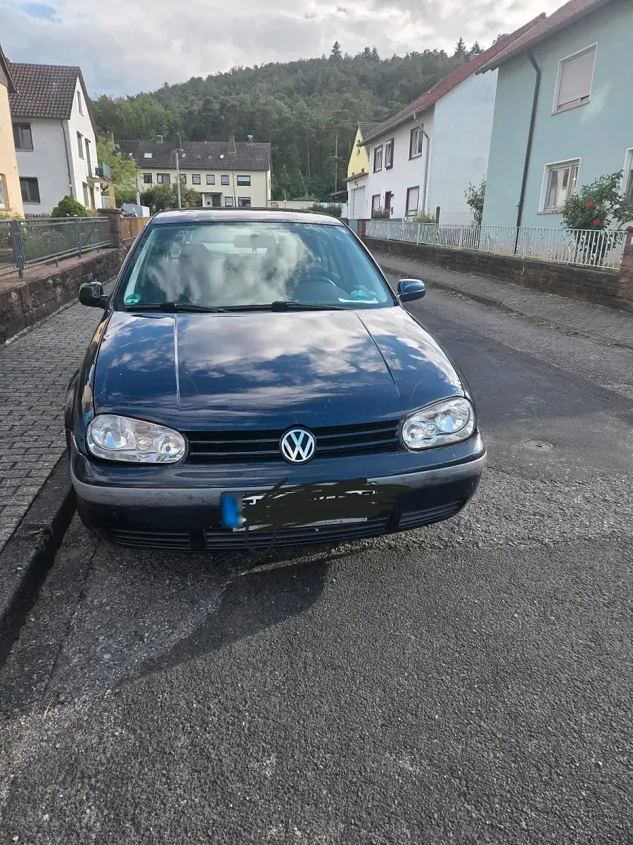 Gebraucht VW Golf IV 75 PS (55 kW) 1998 Blau Kleinwagen