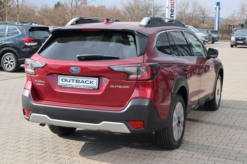 Neu Subaru Outback Platinum 169 PS (124 kW) 2025 Crimson red SUV
