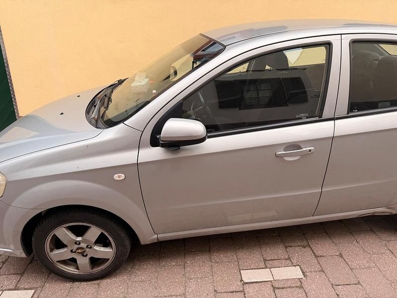 Gebraucht Chevrolet Aveo LT 94 PS (69 kW) 2006 Silber Limousine