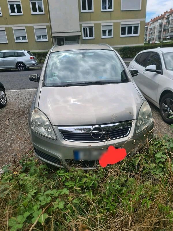 Gebraucht Opel Zafira 150 PS (110 kW) 2008 Silber Van / Kleinbus