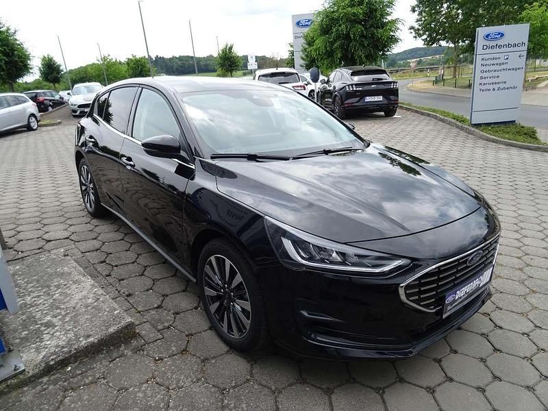 Gebraucht Ford Focus Titanium X 155 PS (114 kW) 2022 Obsidianschwarz metallic Limousine