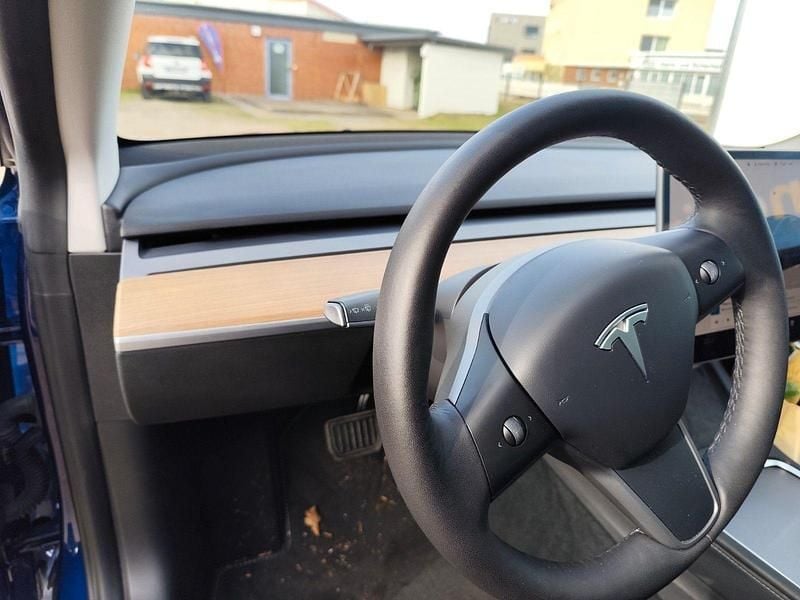 Gebraucht Tesla Model 3 RWD 208 kW (283 PS) 2022 Blau Limousine