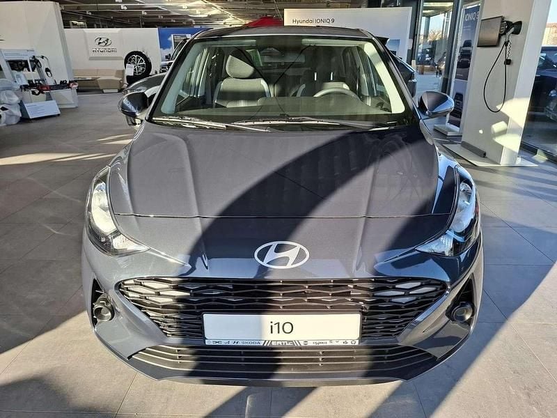 Neu Hyundai i10 Select 65 PS (47 kW) 2025 Grau Kleinwagen