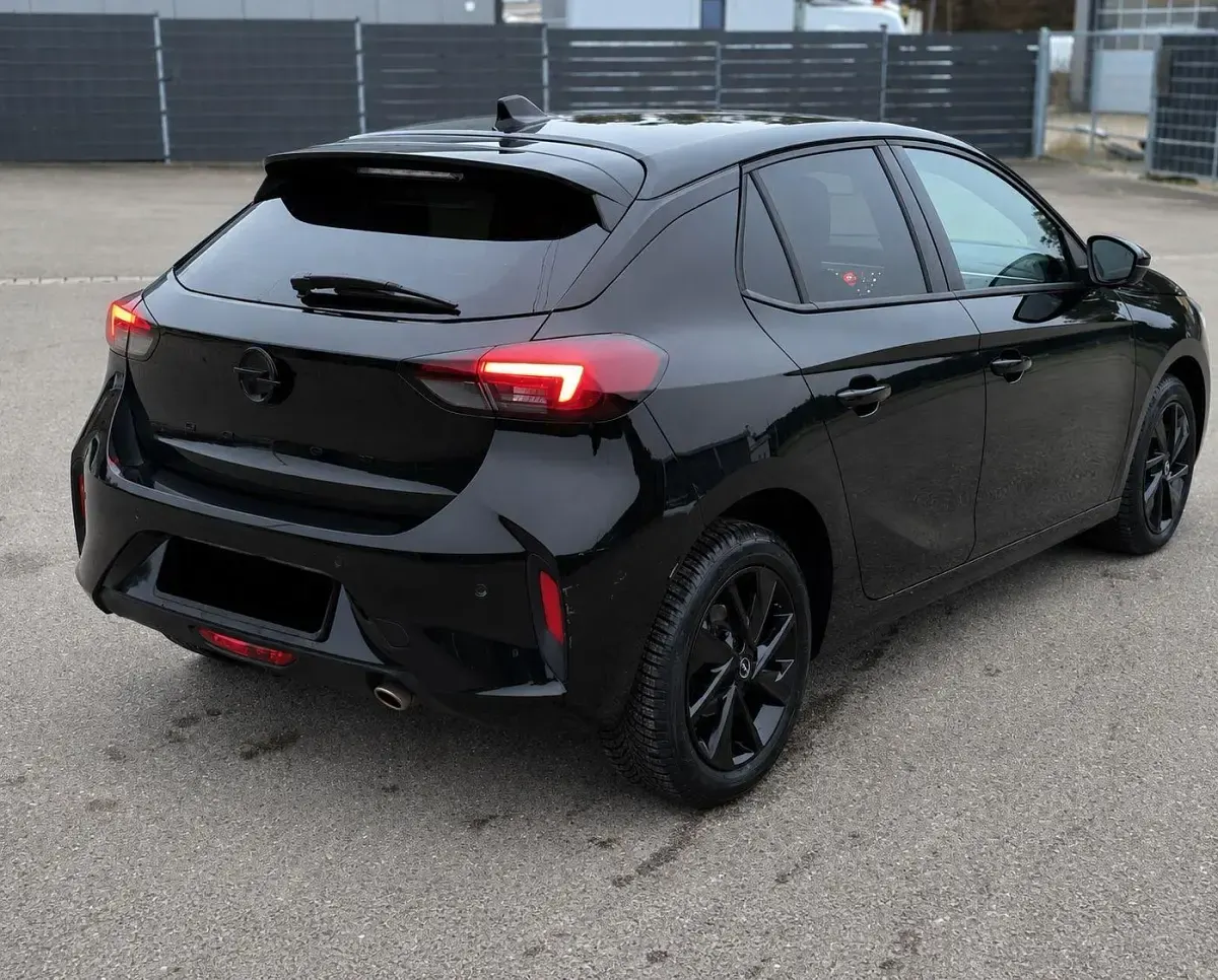 Brugt Opel Corsa 101 HK (74 kW) 2024 Sort Hatchback
