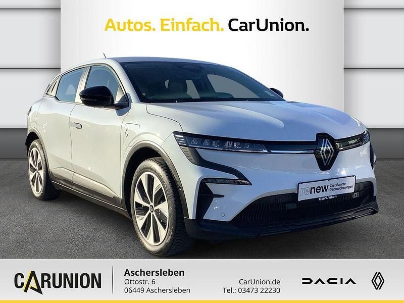Gebraucht Renault Megane E-Tech Evolution 96 kW (131 PS) 2022 Arktis weiß Limousine