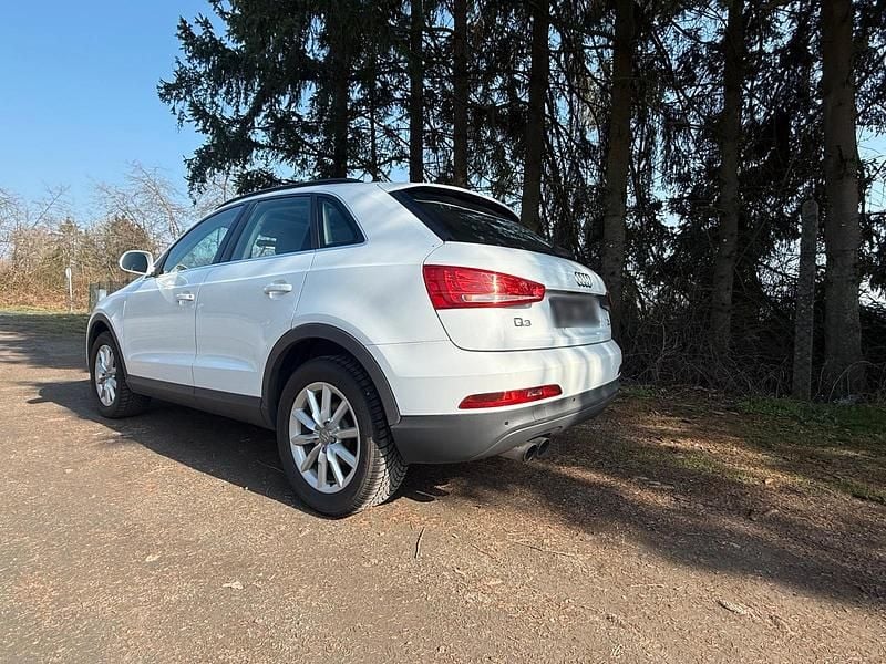 Usata Audi Q3 170 CV (125 kW) 2012 Bianco SUV